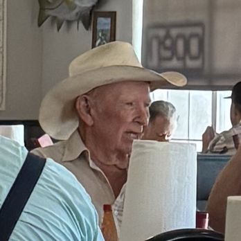 Oak Creek Cafe - The artist whose drawings line the walls - American Near Me - Dripping Springs, Texas Oak Creek Cafe - The artist whose drawings line the walls - American Near Me - Dripping Springs, Texas