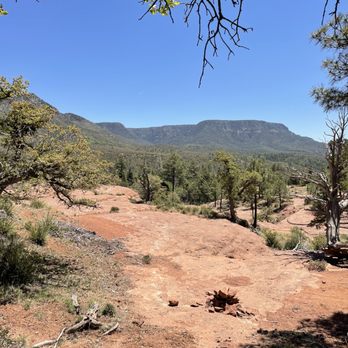 Kohl's Ranch Lodge - Hike near the hotel - Hotels Near Me - Payson, Arizona