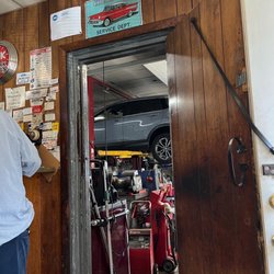 Granite Springs Garage