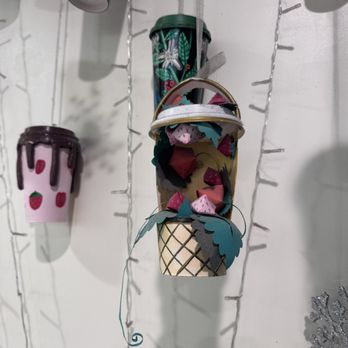 Fraise Cafe - Cute decor inside - Creperies Near Me - Fullerton, California