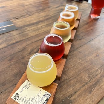 SLO Cider - Flight of your choice of flavors - Cideries Near Me - San Luis Obispo, California SLO Cider - Flight of your choice of flavors - Cideries Near Me - San Luis Obispo, California