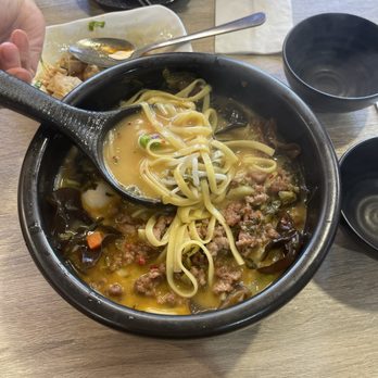 Dumpling and Noodle House - Spicy Rice Noodle Sour with Ground Pork and Peanut - Noodles Near Me - Concord, California Dumpling and Noodle House - Spicy Rice Noodle Sour with Ground Pork and Peanut - Noodles Near Me - Concord, California