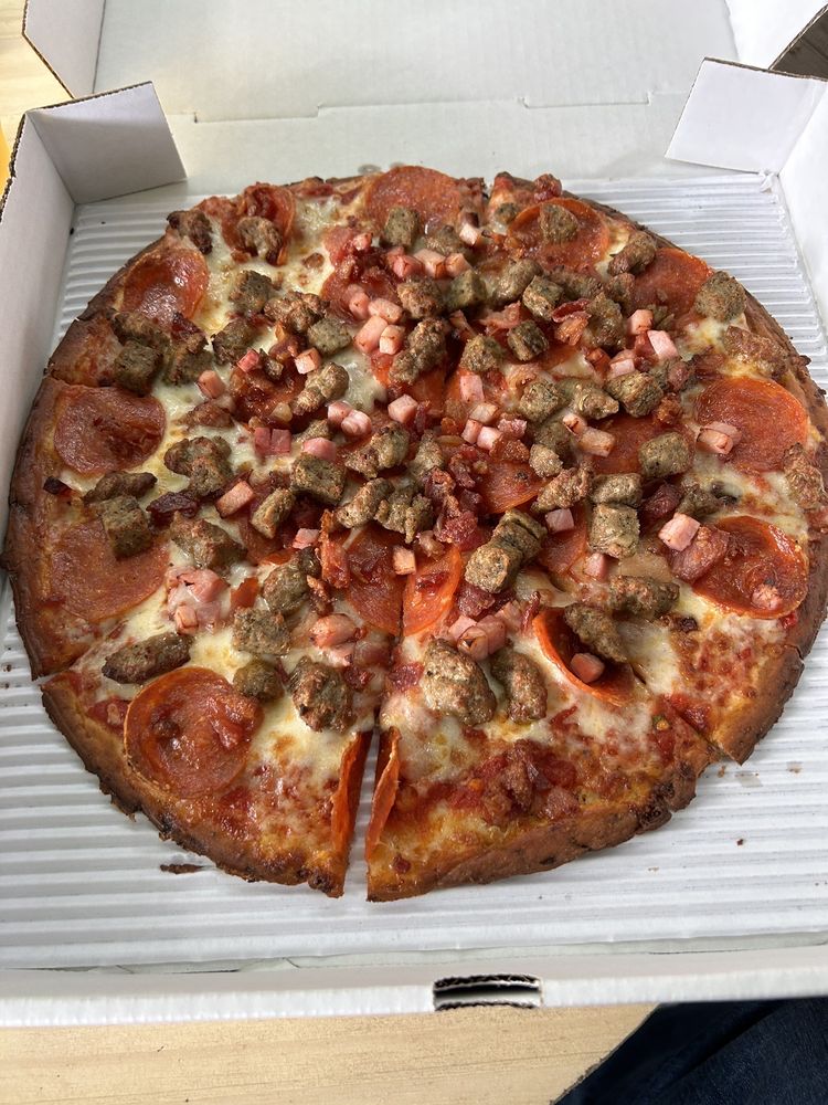 RED PEPPER PIZZA COMPANY Updated August 2024 11 Photos 6401 Claynmont Crossing, Crestwood