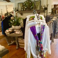 Robin's Nest - For the contemporary women