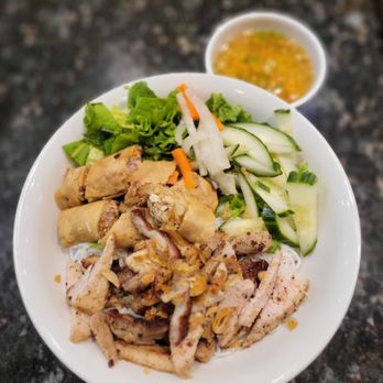 Bánh Cuon Thanh Trúc - Bun Thit Nuong Cha Gio (Grilled Pork & Spring Rolls with Vermicelli) https://www.instagram.com/the.wanderin.foodie/ - Vietnamese Near Me - Toronto, Ontario Bánh Cuon Thanh Trúc - Bun Thit Nuong Cha Gio (Grilled Pork & Spring Rolls with Vermicelli) https://www.instagram.com/the.wanderin.foodie/ - Vietnamese Near Me - Toronto, Ontario