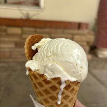 Novel Ice Cream - Honey lavender on waffle cone - Ice Cream & Frozen Yogurt Near Me - Mesa, Arizona Novel Ice Cream - Honey lavender on waffle cone - Ice Cream & Frozen Yogurt Near Me - Mesa, Arizona