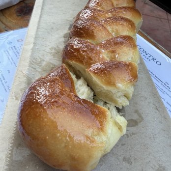 Encontro North Park - Hot House made fresh bread - New American Near Me - San Diego, California