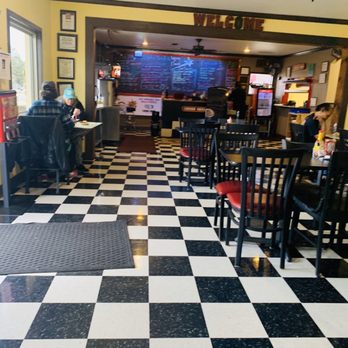 Delvin's Restaurant & Catering - American Near Me - Amarillo, Texas
