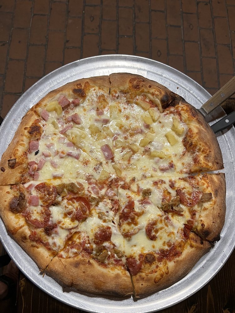 TONY & AL’S DELI 76 Photos & 97 Reviews 200 E Call St, Starke