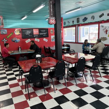 Pit Row Pit Stop - Expanded dining area - Diners Near Me - Livingston, Texas Pit Row Pit Stop - Expanded dining area - Diners Near Me - Livingston, Texas