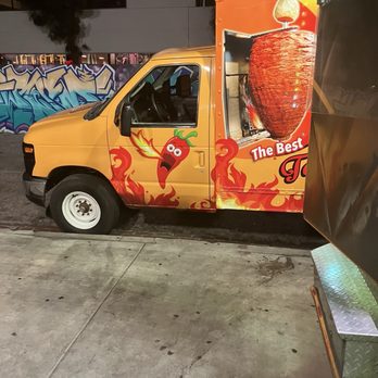 Tacos Tamix - Like that logo on this truck - Food Trucks Near Me - Los Angeles, California