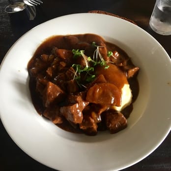Gus O'Connor's - beef stew - Pubs Near Me - Doolin, CE Gus O'Connor's - beef stew - Pubs Near Me - Doolin, CE