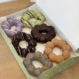 Half Dozen Mochi Donuts