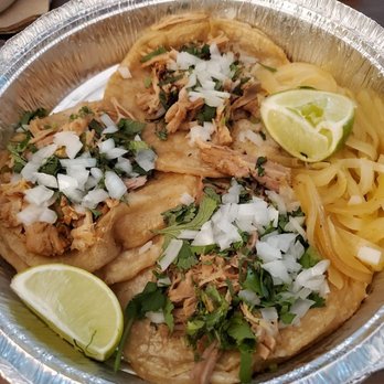 El Malecon Food Truck - Carnitas tacos yum! - Mexican Near Me - Akron, Ohio El Malecon Food Truck - Carnitas tacos yum! - Mexican Near Me - Akron, Ohio