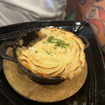 Bear & Crown - Cottage pie - Pubs Near Me - Sacramento, California