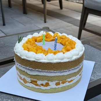Vava Designer Cakes - Mango taro pandan chiffon cake - Desserts Near Me - Richmond Hill, Ontario Vava Designer Cakes - Mango taro pandan chiffon cake - Desserts Near Me - Richmond Hill, Ontario