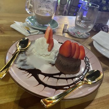 Bloom Cafe - Breakfast & Brunch Near Me - Staten Island, New York