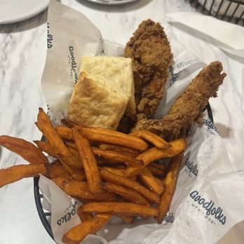 Goodfolks - Chicken 2 Piece Tender Basket- - Comfort Food Near Me - Georgetown, Texas