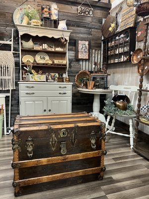 Antique Trove by null