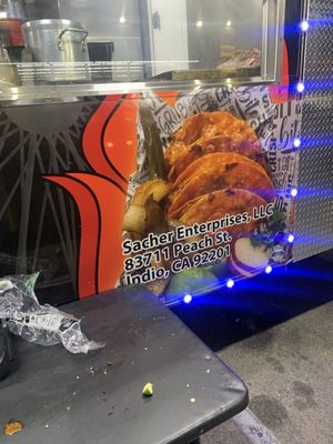 Leo’s Tacos by null