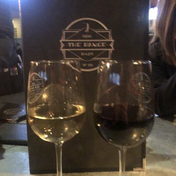 The Range Bar & Grille - Sports Bars Near Me - Hingham, Massachusetts