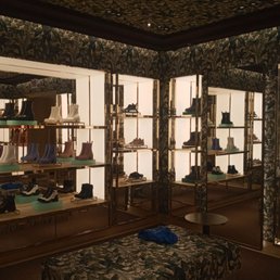 moncler chicago