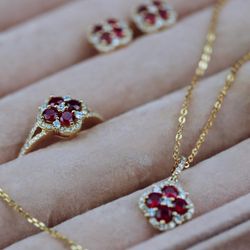ER Sawyer Jewelers - Ruby and Diamond Jewelry. Perfect for  July birthday gifting.
