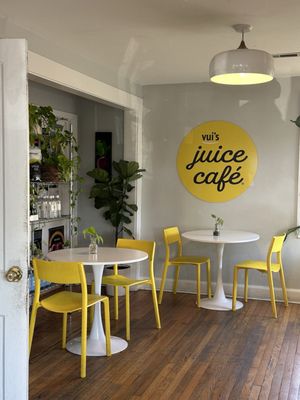 Vui’s Juice Cafe - Berry Hill by null