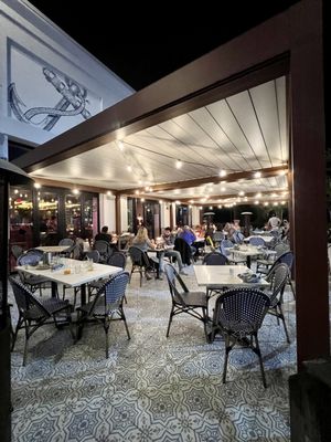 The Hampton Social - Naples by null
