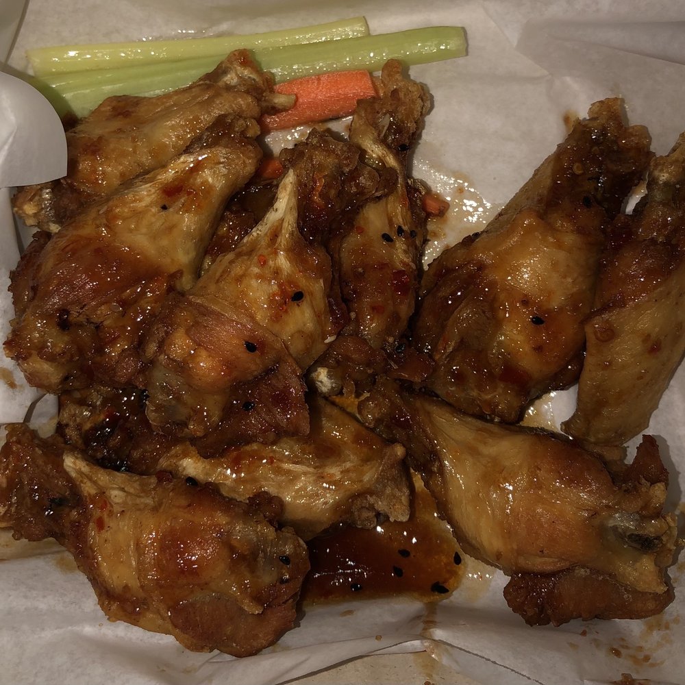 Luxe Bar & Grill - Luxe Wings (Sesame Soy) - Pubs Near Me - Grosse Pointe Farms, Michigan