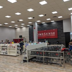 Homesense - Checkout area