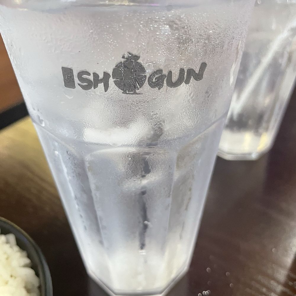 Logo on the glass! It's all about the details! Logo on the glass! It's all about the details!