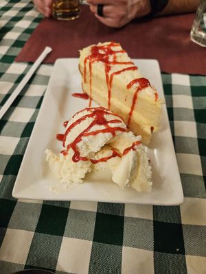 Ann & Tony's by null