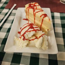 Ann & Tony's Restaurant - Cheesecake