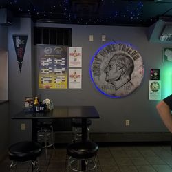 Dirty Dime Tavern
