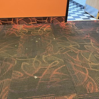 Regal Longston Place - Staff pushed a trash can and broom right over, without using it. Horrible. - Cinema Near Me - Puyallup, Washington Regal Longston Place - Staff pushed a trash can and broom right over, without using it. Horrible. - Cinema Near Me - Puyallup, Washington