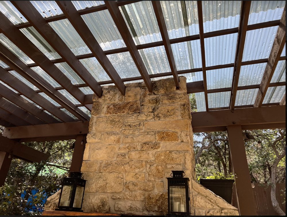 Slide of DeAlba Roofing & Construction