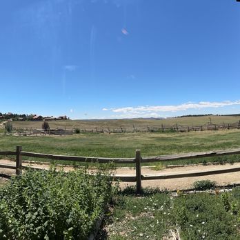 Cordwood - Peaceful view - New American Near Me - Mount Carmel, Utah