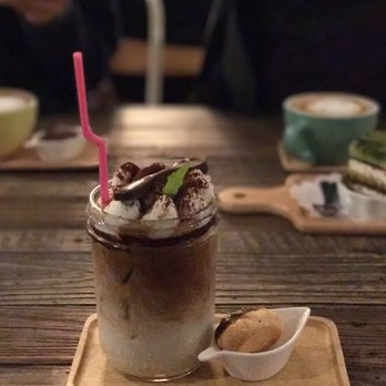Cafe Maji - Tiramisu iced latte with chocolate spoon on top - Coffee & Tea Near Me - Artesia, California
