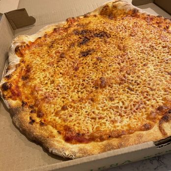 Siena Restaurant - Cheese pizza from Siena, Mashpee - Italian Near Me - Mashpee, Massachusetts