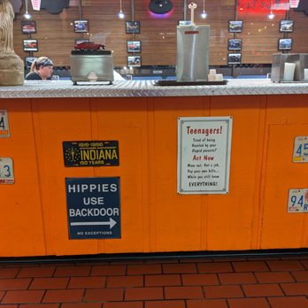 Simon Sez - Condiment counter - American Near Me - Merrillville, Indiana
