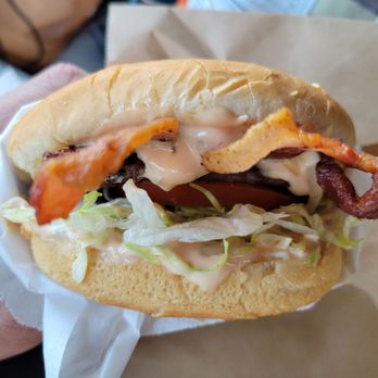Burger Basket - Bacon Cheeseburger - Burgers Near Me - Corona, California Burger Basket - Bacon Cheeseburger - Burgers Near Me - Corona, California