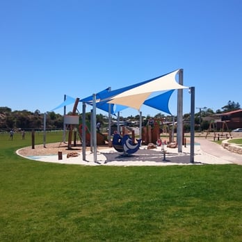 Frank Hilton Reserve - Kids' playground - Beaches Near Me - Maslin Beach, SA