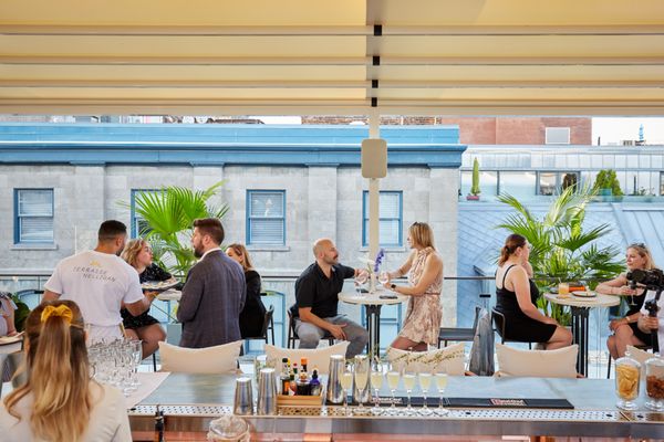 Terrasse Nelligan by null