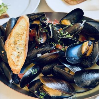 Café Riggs - Mussels - Breakfast & Brunch Near Me - Washington, DC, District of Columbia