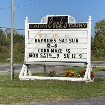 Cook's Farm Dairy - Los horarios de los paseos - Ice Cream & Frozen Yogurt Near Me - Ortonville, Michigan