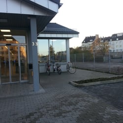 Aldi - Durchgang zum Netto