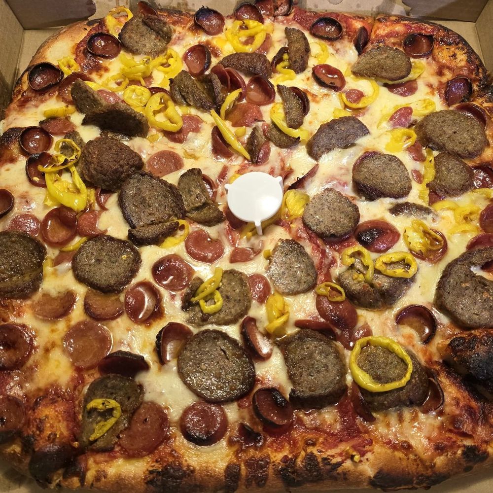 Wise Guys Pizza - Extra Large (18", 10 slice) The Clark Kent Pizza - Pizza Near Me - Buffalo, New York Wise Guys Pizza - Extra Large (18", 10 slice) The Clark Kent Pizza - Pizza Near Me - Buffalo, New York