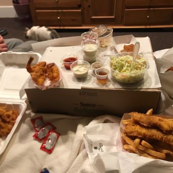 London's Best Fish & Chips - 2 piece fish, prawns, coleslaw, crab cake, calamari - Fish & Chips Near Me - Grass Valley, California