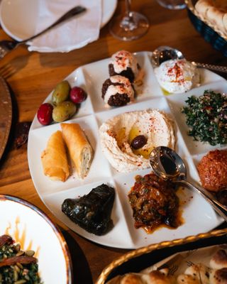 Anatolian Table by null